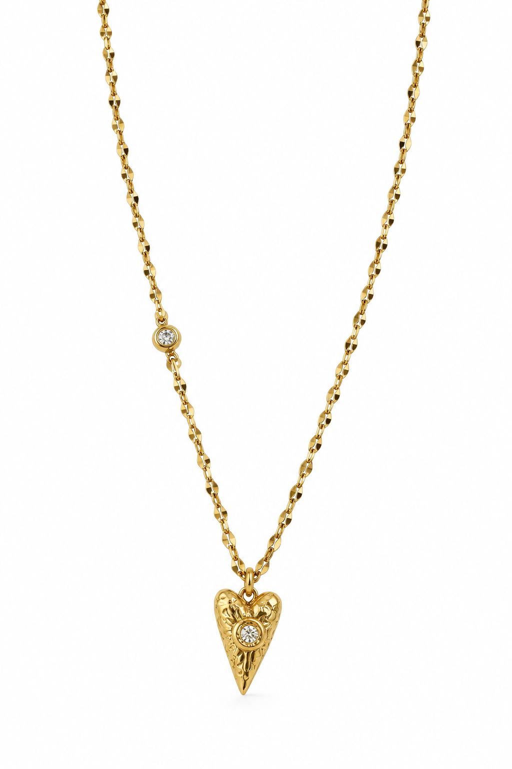 COLLIER AMORA