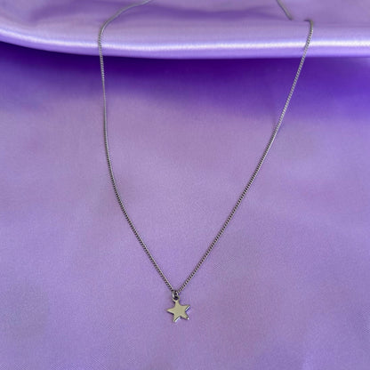 COLLIER ESTELLE