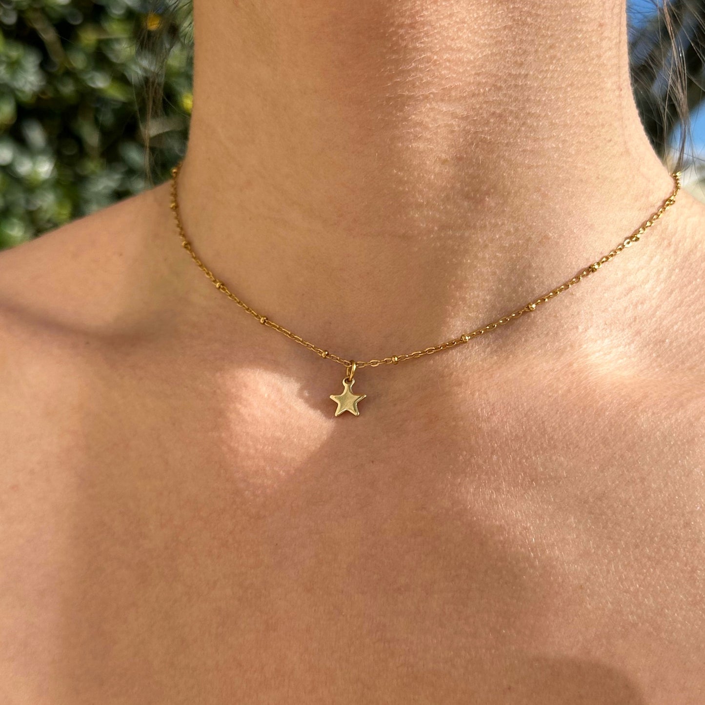 COLLIER ESTELLE